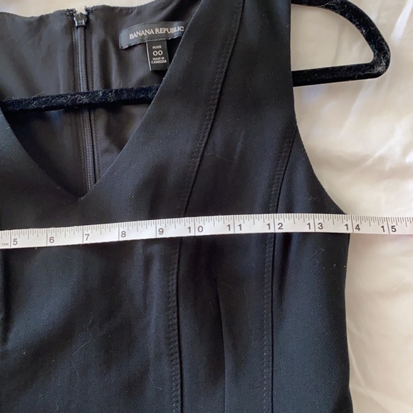 BR Black V-neck Fit & Flare A-line Dress 00P/XXSP - Picture 9 of 13